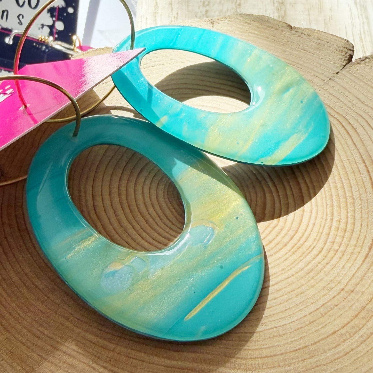 Oval Hoop Earrings | Aqua Gold